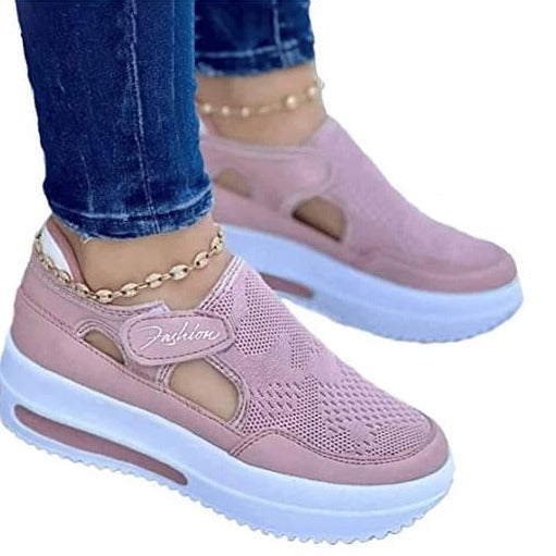 Casual women's slip-on walking shoes with breathable mesh, offering lightweight comfort for everyday style.