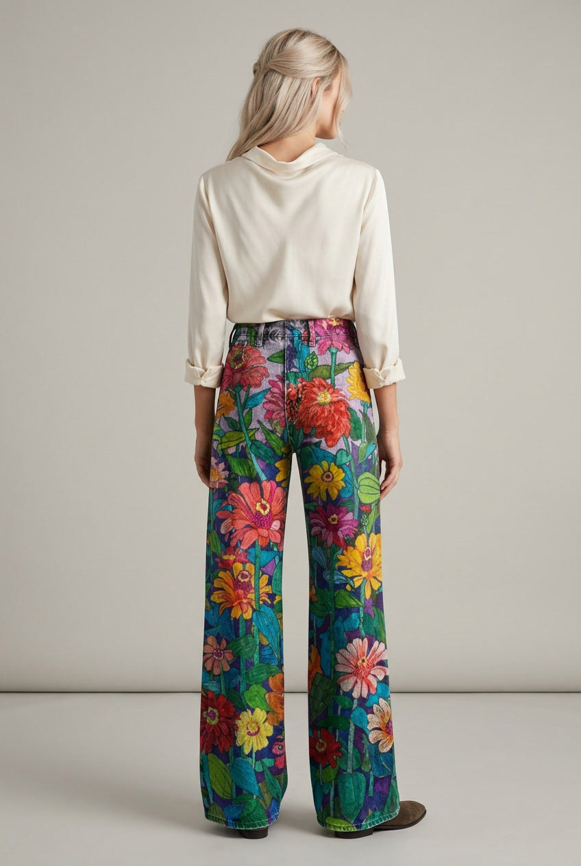 Trendy women's wide leg denim jeans with a loose fit, perfect for fashionable casual outfits.