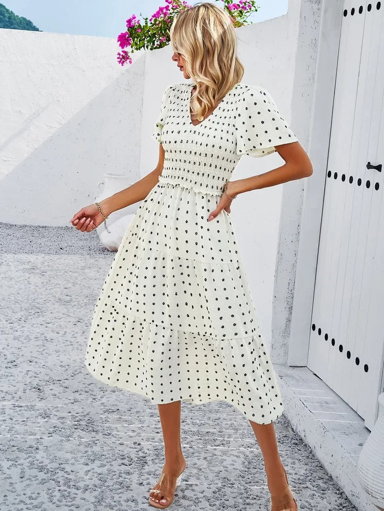 Women's autumn midi dress, comfortable, loose fit, in various colors for stylish everyday wear.