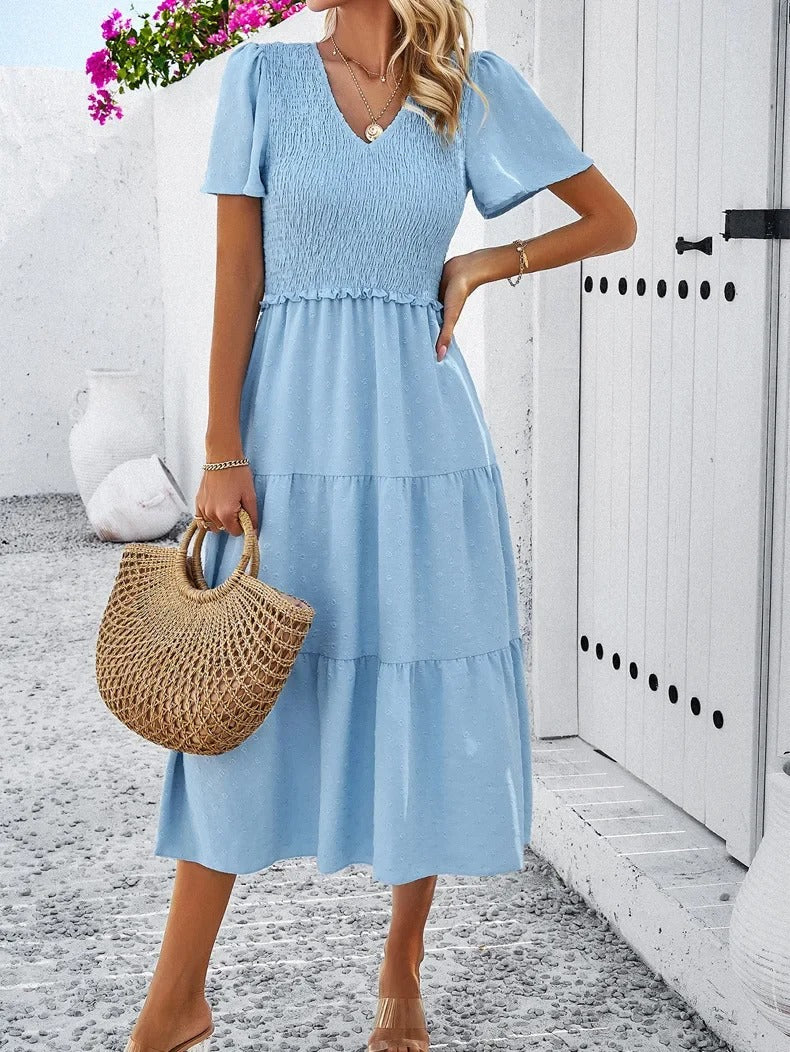 Comfortable & stylish loose fit midi dress for women, ideal for autumn casual everyday fashion.