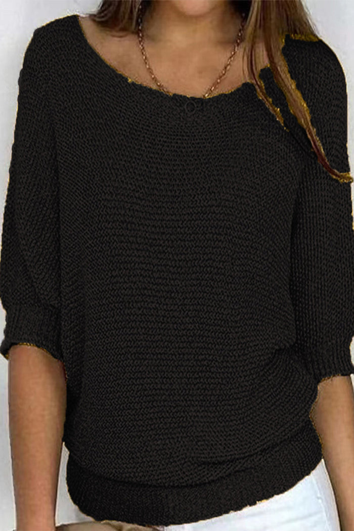 Stylish women's casual sweater with batwing sleeves, loose fit for relaxed autumn/winter style.