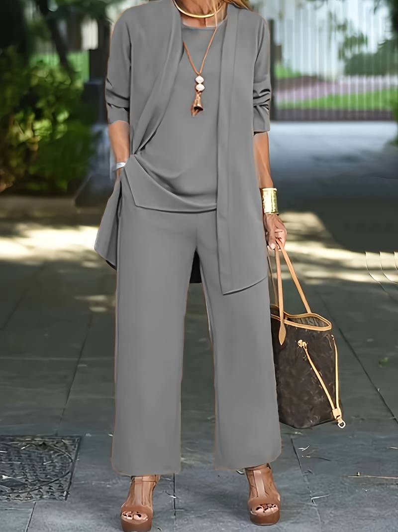 Women's loose three-piece summer set, perfect for casual outings or relaxing in style.