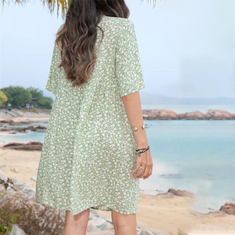Fashionable women's floral print mid-rise A-line dress, comfortable and ideal for vacation.