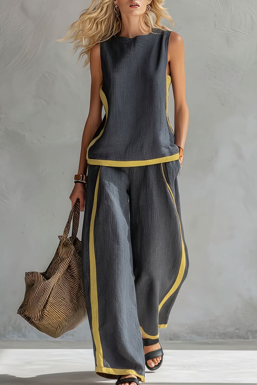 Comfortable women's lounge set, a minimalist two-piece for casual wear and relaxed commutes. Soft fabric.