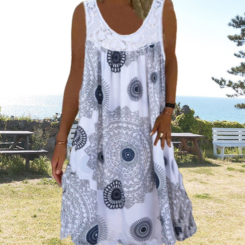 Boho-chic floral print maxi dress, O-neck and sleeveless, excellent for summer