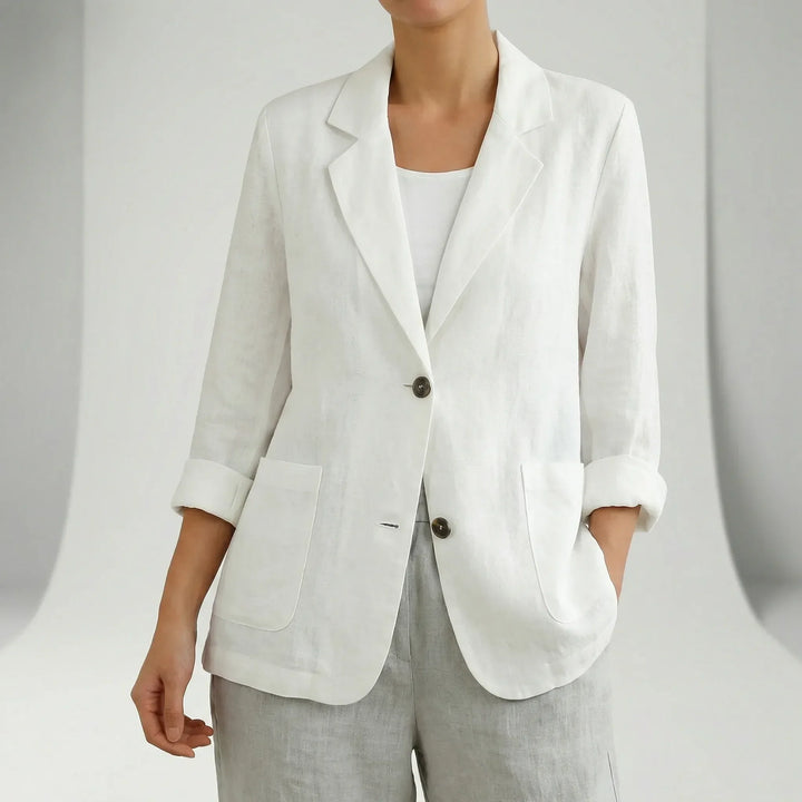 Effortless women's relaxed fit blazer, versatile for professional, business casual, or everyday style.