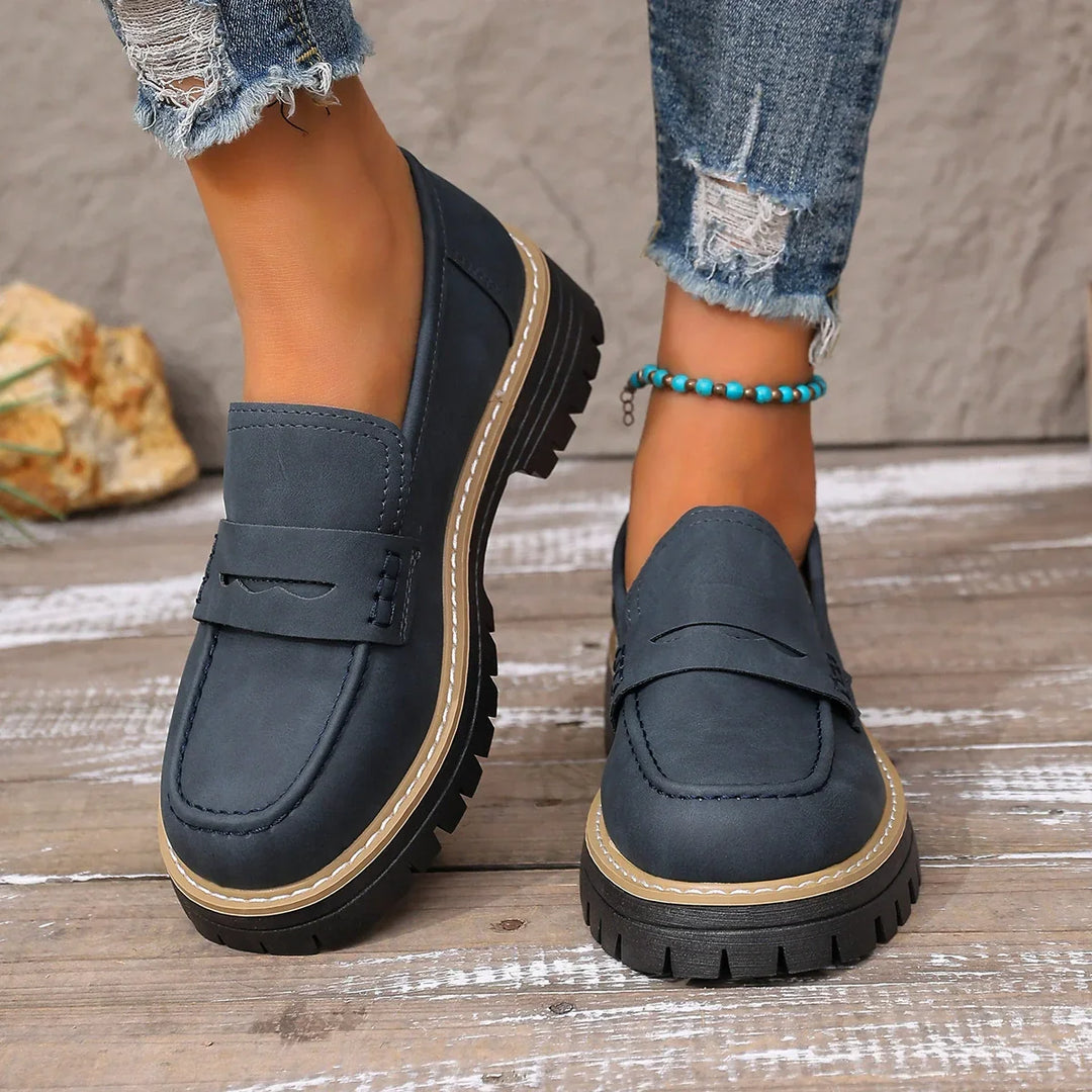 Women's casual orthopaedic loafers, wide toe box comfort flats for foot support.