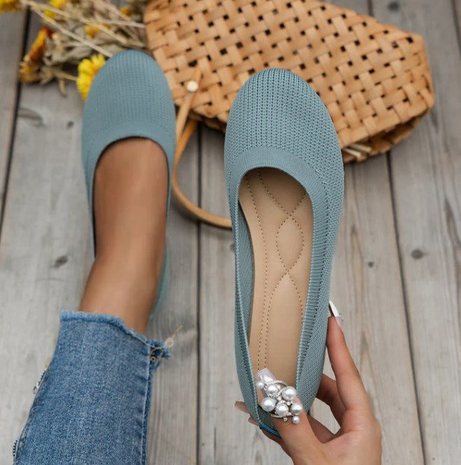 Stylish women's walking ballet flats, with orthopedic support & breathable design for all-day comfort.