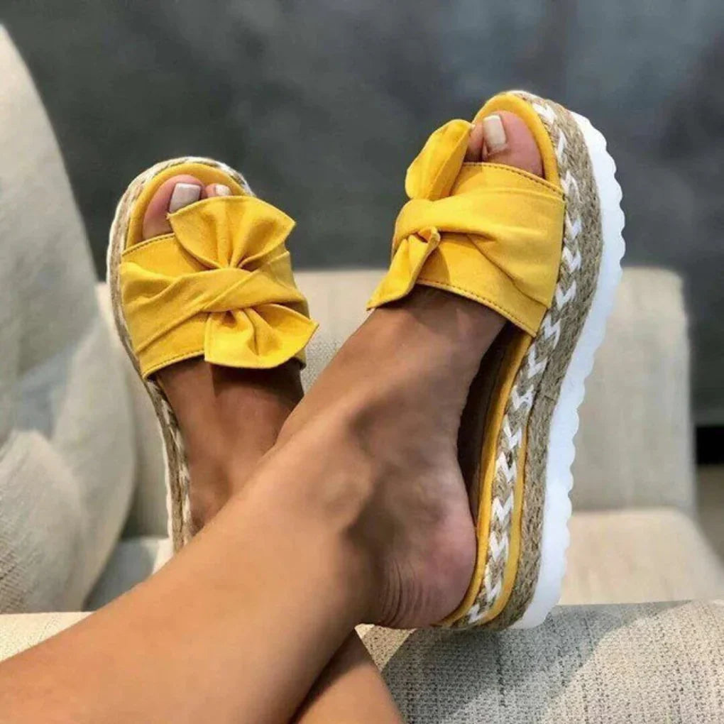 Adjustable strap on women's orthopedic fashion sandals, providing a secure and comfortable fit for foot health.