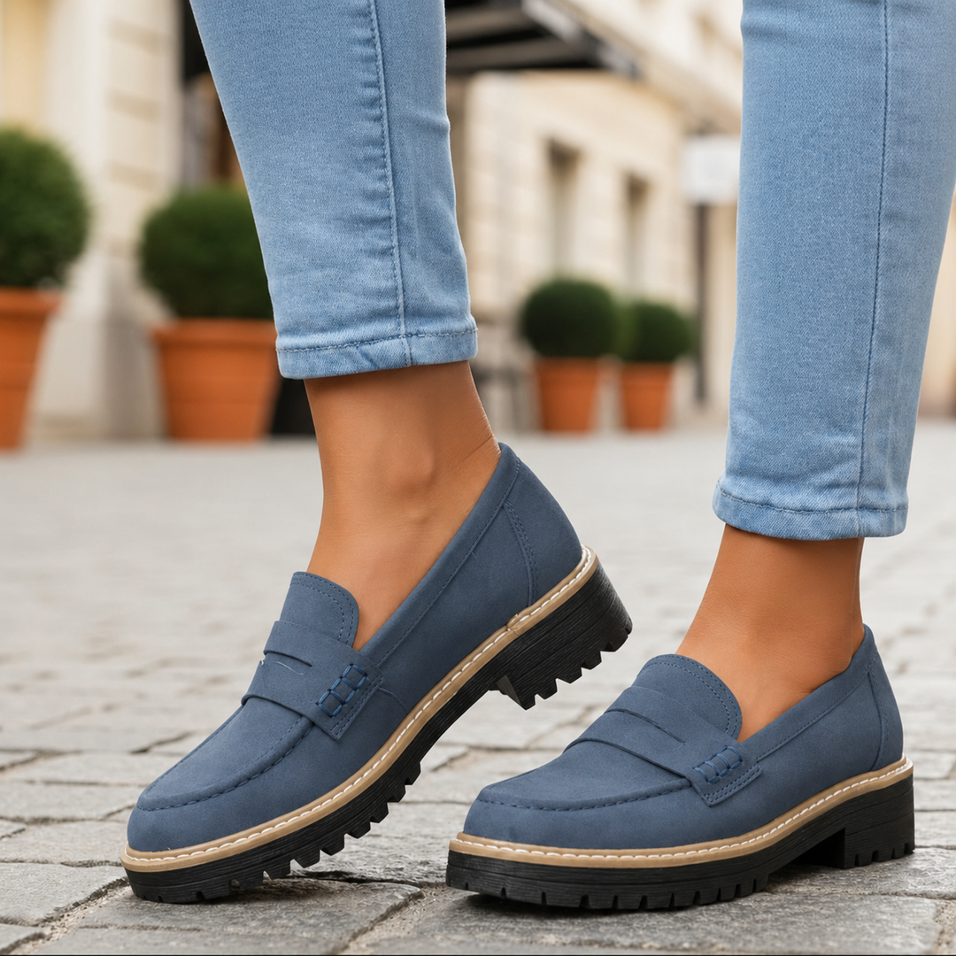 Comfortable women's orthopedic loafers, ideal as casual or work shoes with ergonomic foot support.