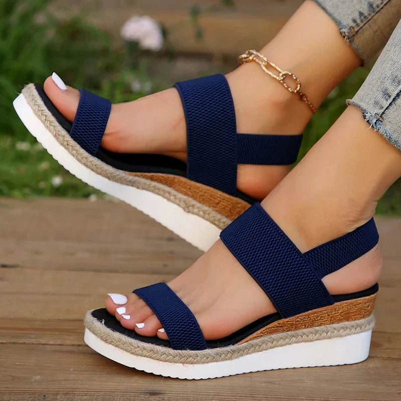 Comfortable women's orthopedic sandals with arch support, perfect for everyday foot health.