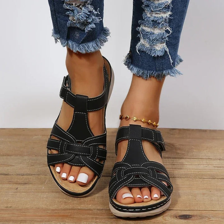 Versatile women's orthopedic sandals, blending chic style with therapeutic comfort & foot support for summer.