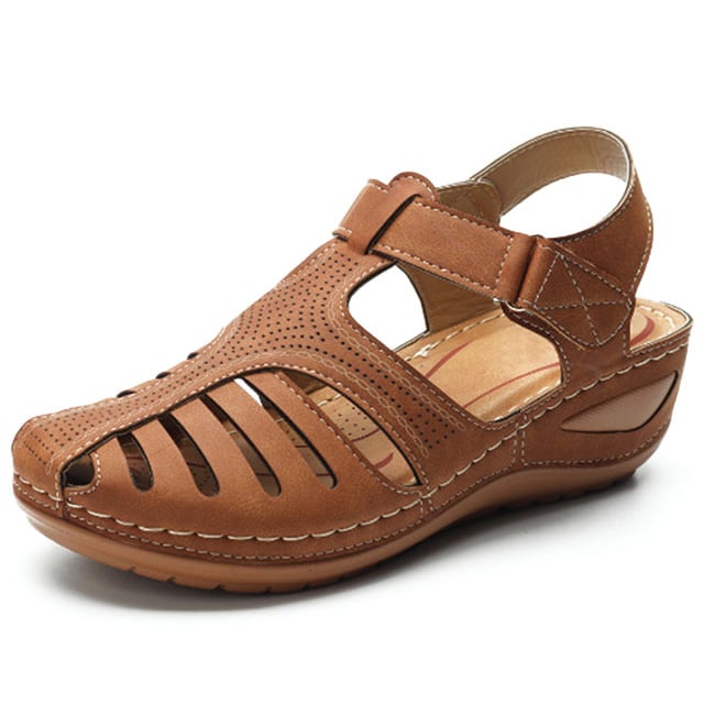 Comfortable women's orthopedic sandals with arch support, ideal for healthy feet & daily wear.