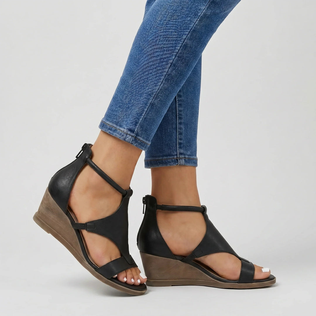 Orthopedic women's strappy sandals, ideal summer footwear with arch support for comfortable walking and pain relief.