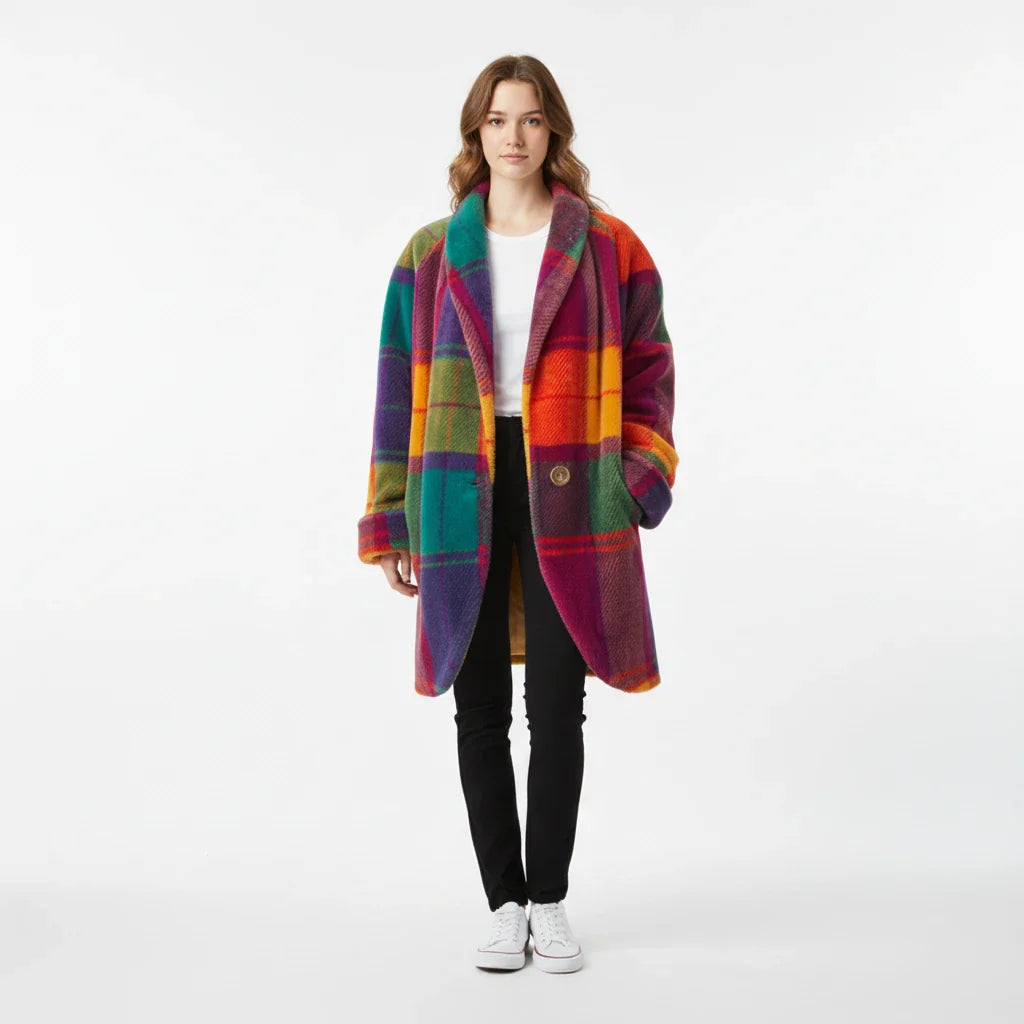 Trendy women's oversized multicolor plaid jacket. Perfect casual outerwear for stylish autumn layering.