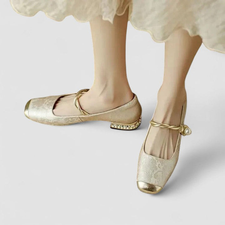 Elegant Women's Pearl Strap Block Heels, a must-have for spring fashion