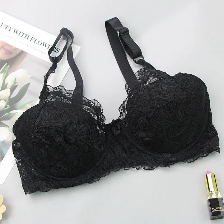 Delicate lace plus size push-up bra for women, offering superior underwire support and a beautiful, comfortable fit.
