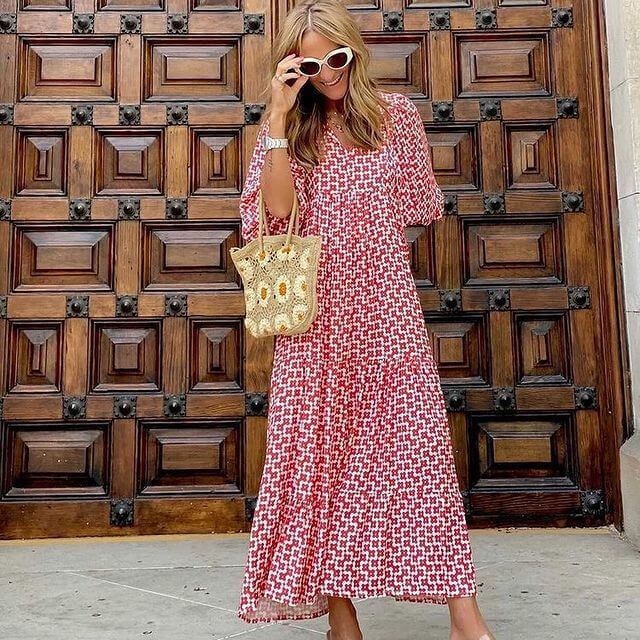 Elegant summer printed maxi dress for women, featuring a flattering waistband detail.