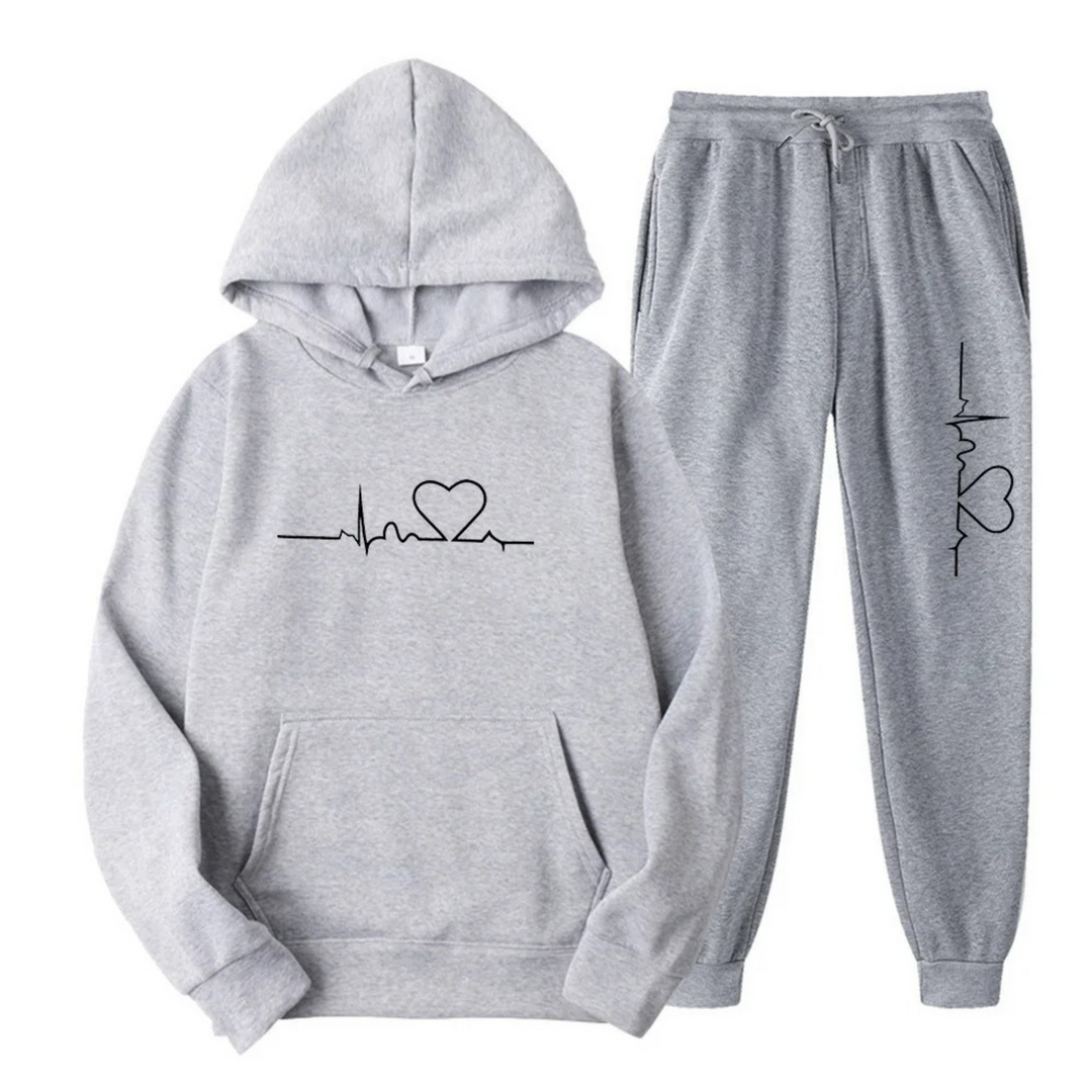Women's relaxed fit 2-piece lounge set in soft fabric, perfect for cozy loungewear & casual comfort