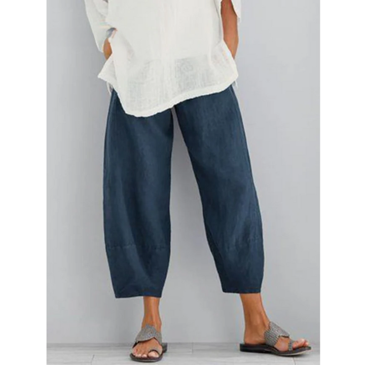 Women's casual leisure pants with a relaxed fit, designed for ultimate everyday comfort and stylish ease.