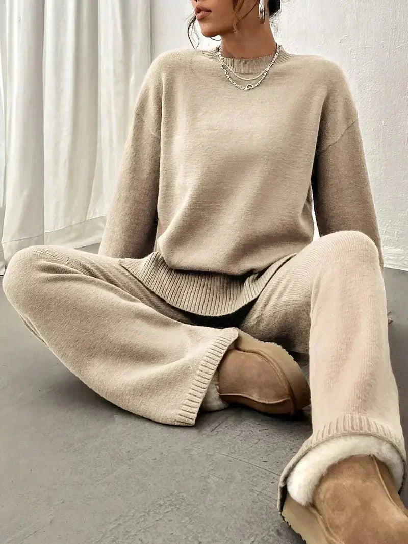 Spring fashion ensemble: women's relaxed fit top and pants set, versatile casual wear