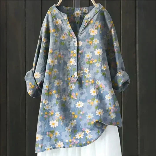 Comfortable relaxed fit top for women, ideal for effortless summer style & everyday casual looks.