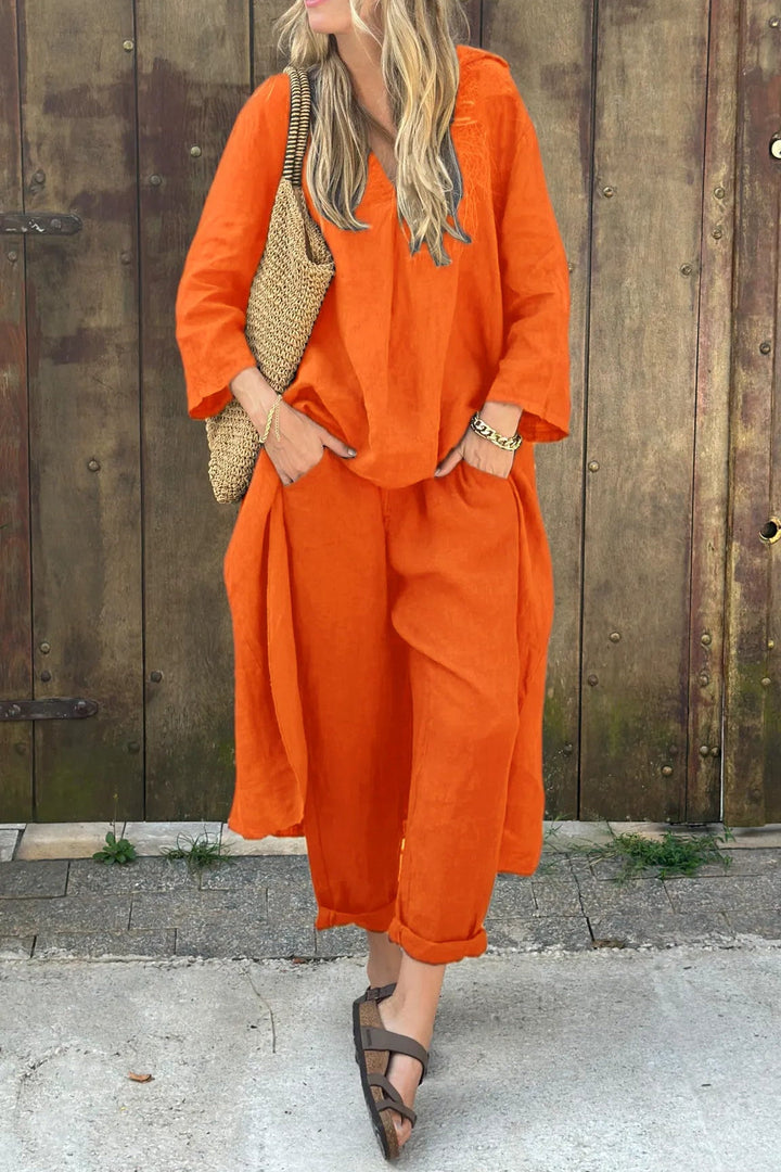 Versatile women's casual wear: a longline tunic and pant set with a relaxed fit, great for comfort and style.