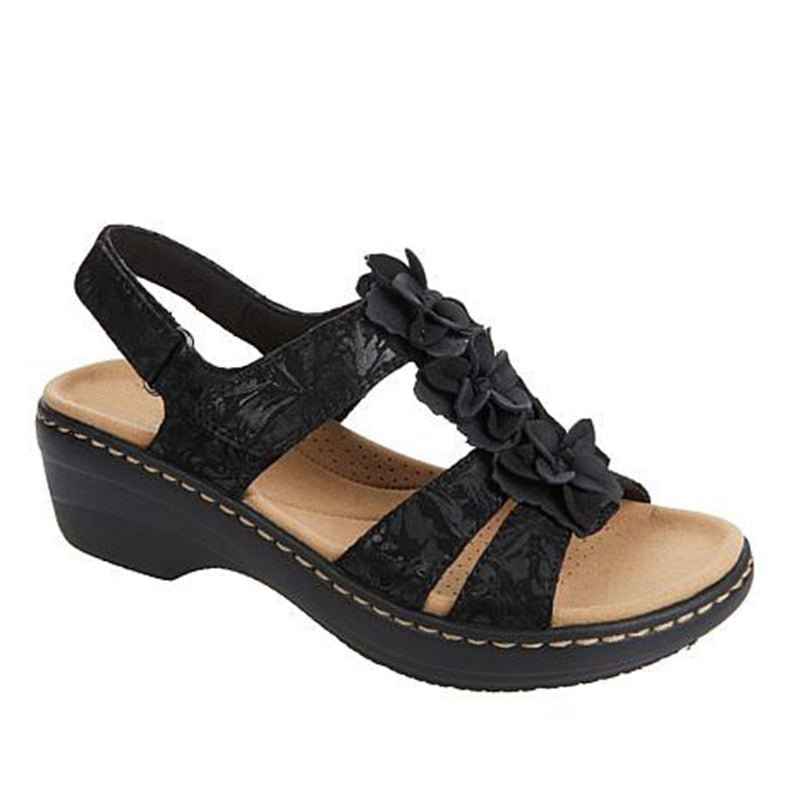 Retro Roman wedge sandals for women, featuring a comfortable design and elegant look.