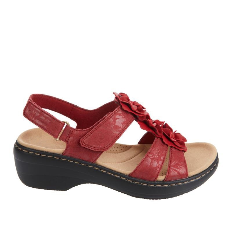 Casual chic women's retro sandals, perfect vacation footwear with a comfortable wedge heel.