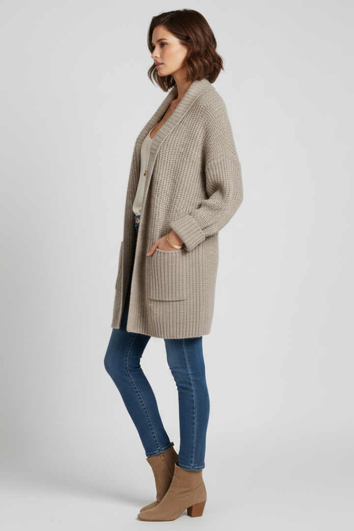 Versatile women's open front V-neck cardigan with ribbed texture & patch pockets, great for everyday outfits.