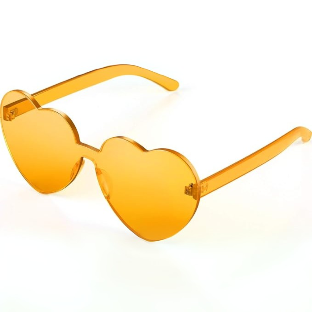 Beach-ready women's rimless heart-shaped clear sunglasses for summer style.