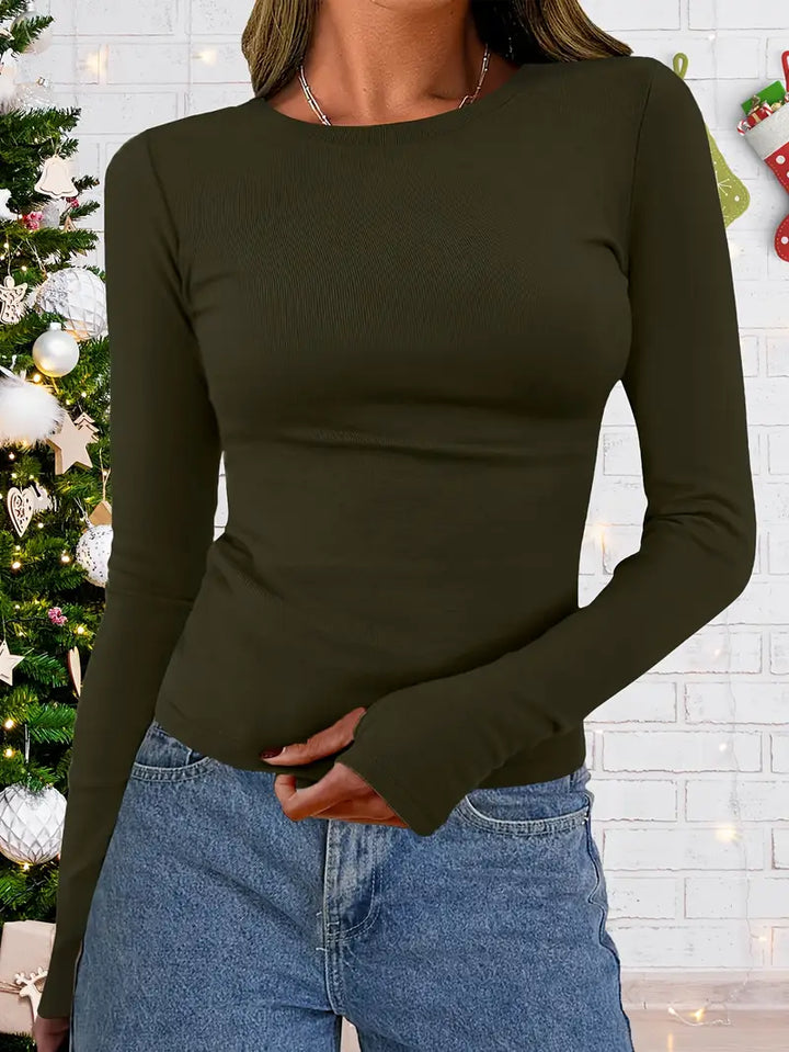 Women's basic round neck long sleeve top, suitable for office or casual winter style.