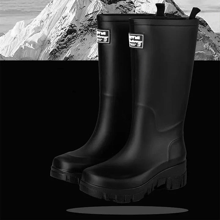 Elegant women's waterproof Chelsea boots, offering style and protection from rain.