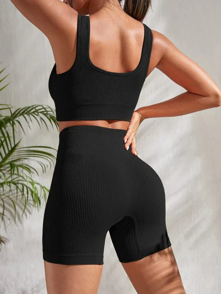 Woman in Sienna 2-piece activewear set, ideal for fitness, yoga, or gym workouts.