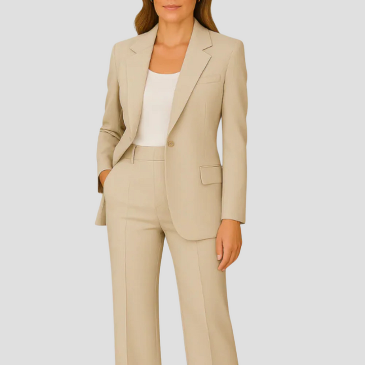 Versatile women's tailored pant suit set, suitable for professional environments & smart casual occasions.