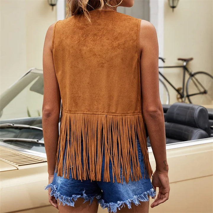 Trendy sleeveless layering vest for women, featuring a stylish fringe trim.