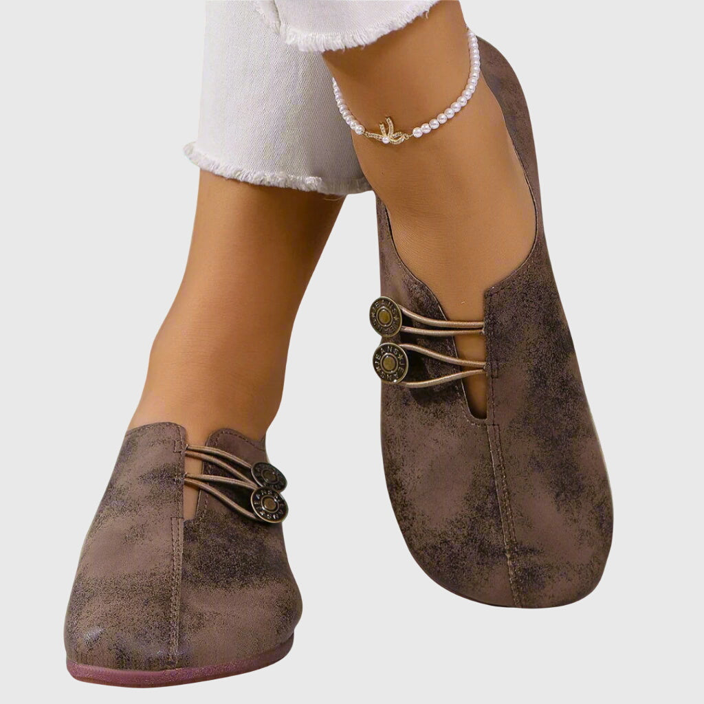 Women's slip-on comfort flats with round toe, perfect for casual everyday style and comfort.