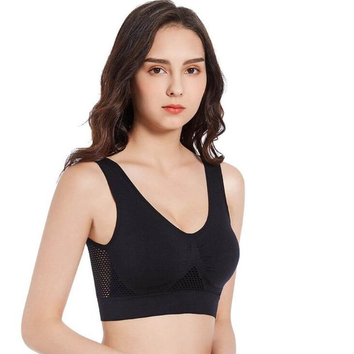 Comfortable women's sports bra, breathable mesh, Sofia, ideal for gym, yoga & running.