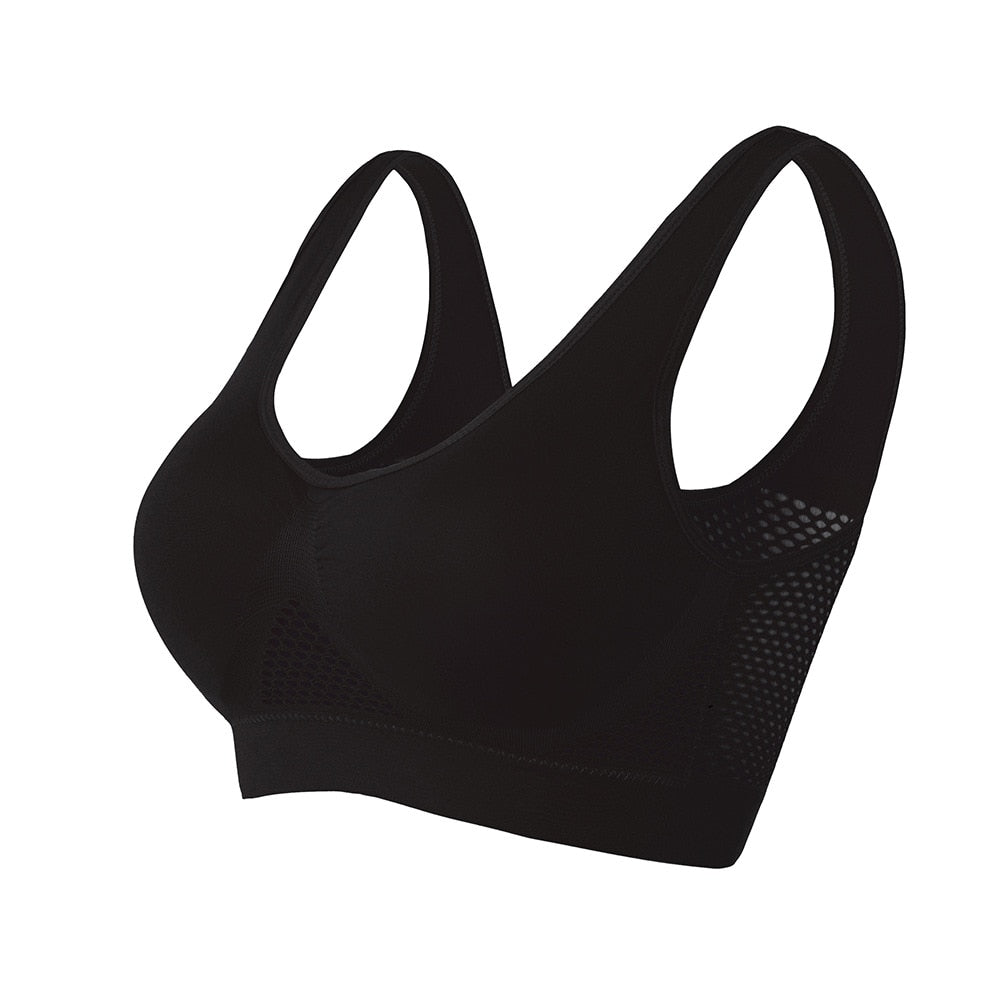 Fitness apparel: women's seamless mesh sports bra, perfect for active workouts.