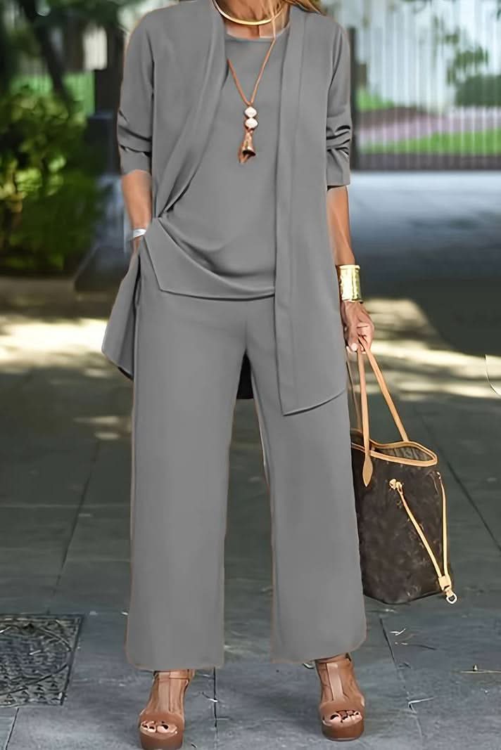 Complete women's three-piece summer loungewear set. Soft and comfortable for vacation and casual wear.