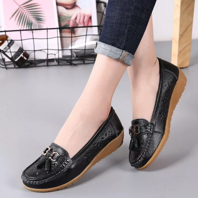 Stylish women's slip-on moccasin sandals, perfect casual summer footwear.