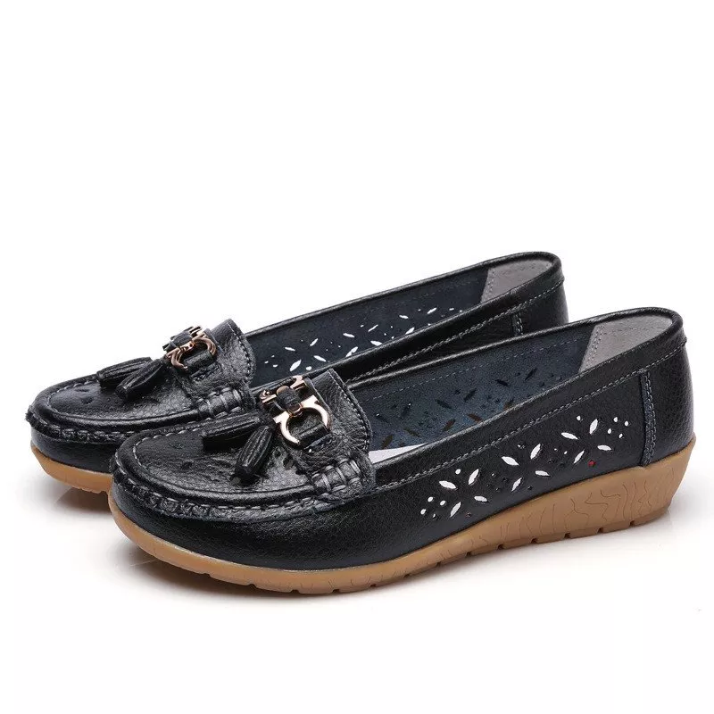 Soft breathable women's moccasin sandals, designed for all-day comfort.