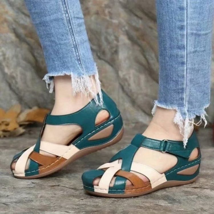 Everyday women's comfort shoes: Sophia orthopedic sandals designed for foot pain relief & arch support.