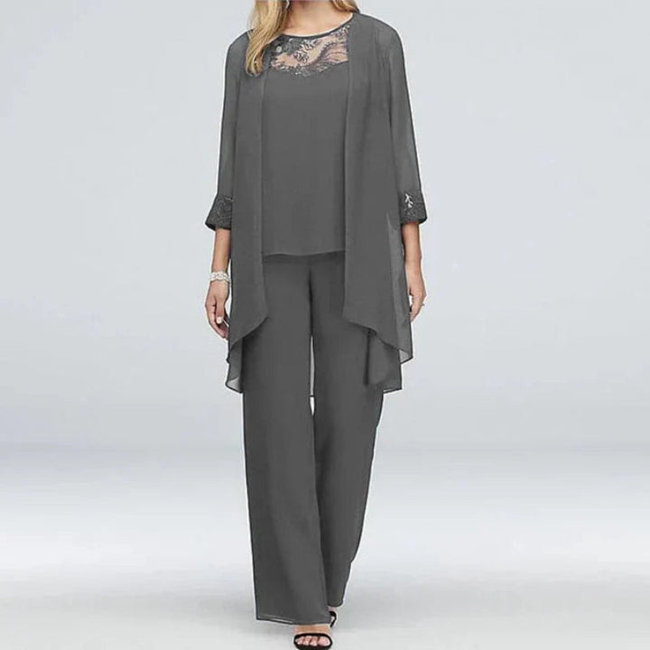 Casual chic women's three-piece outfit set, ideal for spring apparel trends