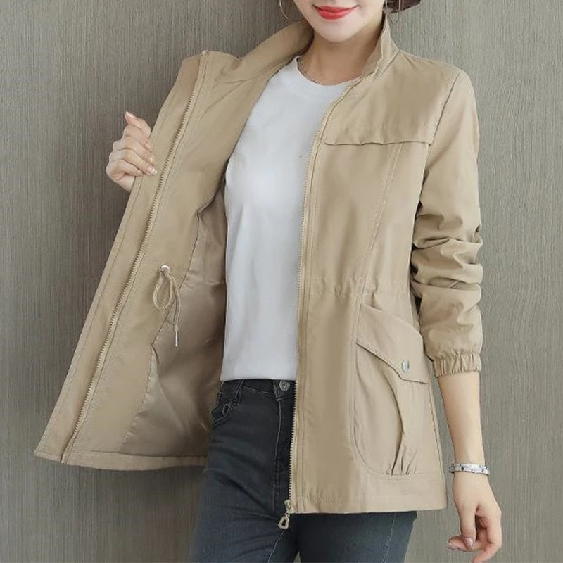 Versatile women's transitional jacket, 'Marielle' model, with a chic stand-up collar. Ideal for fall fashion.
