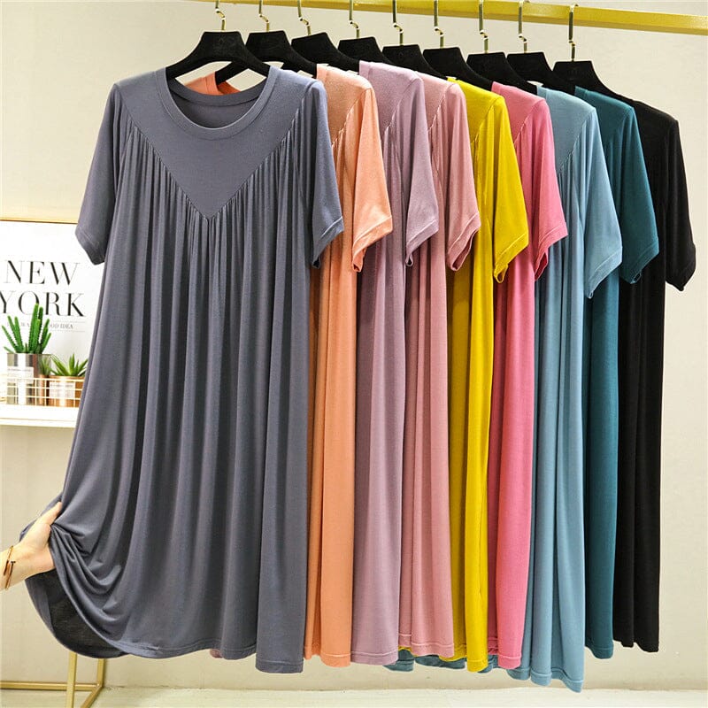 Women's comfortable loungewear dress with short sleeves and a loose fit