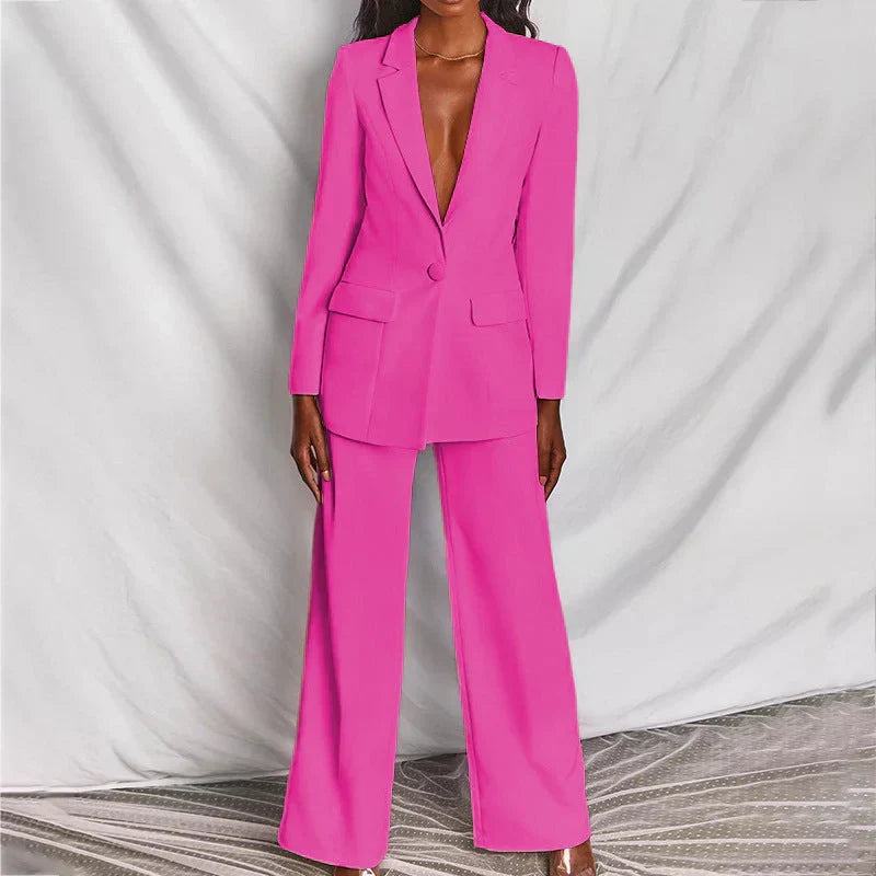 Sophisticated women's tailored trouser suit. Longline blazer & wide-leg pants. Formal office & evening wear.