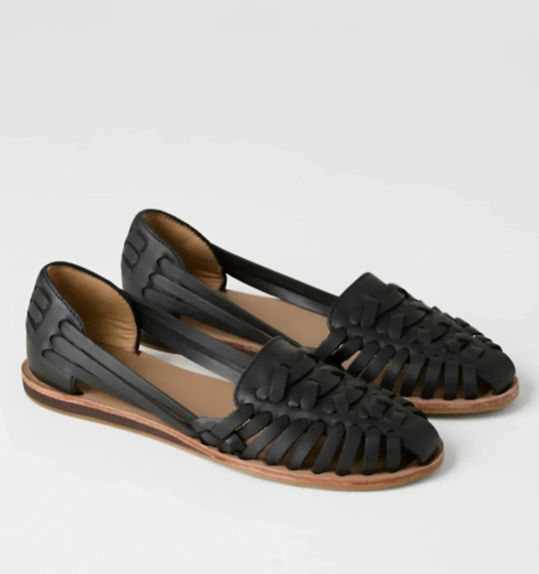 Women's textured slip-on mules, orthopedic comfort footwear for summer casual wear with foot support.