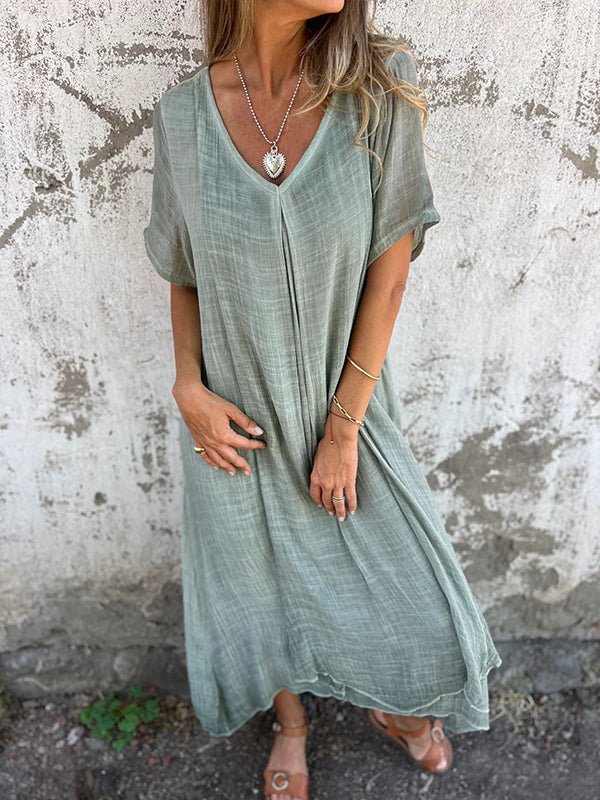 Comfortable women's flowy V-neck kimono midi dress, great for effortless daily summer style.