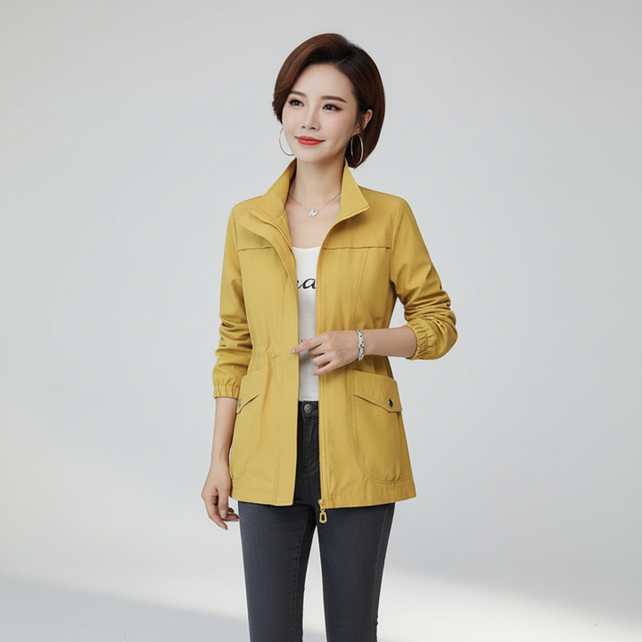 Fashionable women's flora transitional jacket, ideal for adding a touch of style to any spring/autumn outfit.